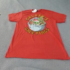 Star Wars Grogu Baby Yoda T Shirt Adult Large Christmas Seasons Greetings Red